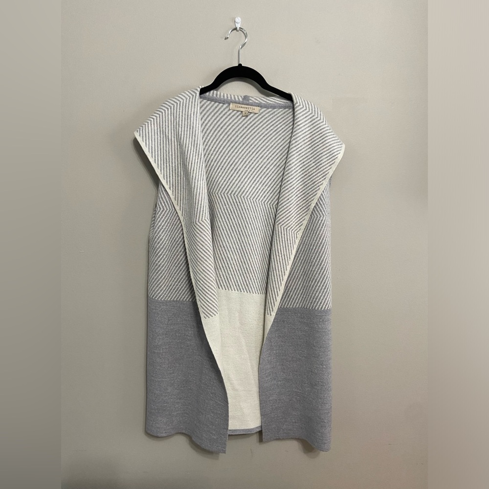 Anthropologie Lineamaglia Wool Blend Hooded Sleeveless Cardigan